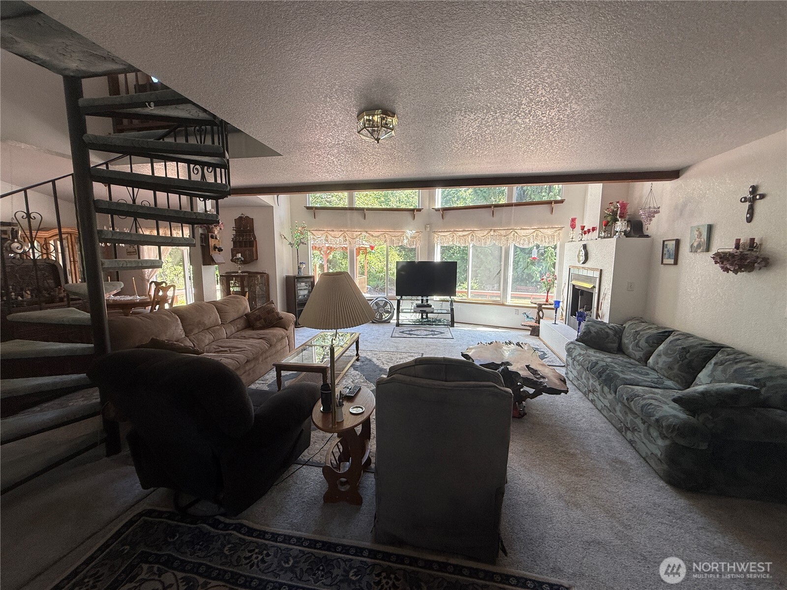 82 Northeast Miller Road Belfair, WA 98528 - Photo 9 of 36 Gallery Image 9