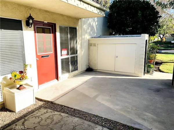 $2,300 | 956 Calle Aragon, Unit F, Laguna Woods, CA 92637