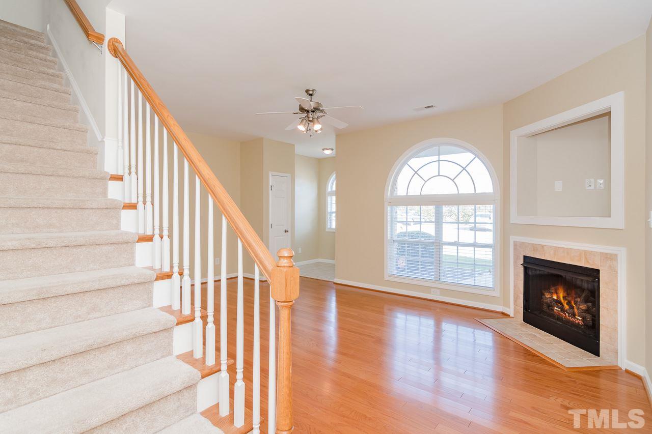 2110 Piney Brook Road, Unit 103 Raleigh, NC 27614 - Photo 4 of 25 Gallery Image 4