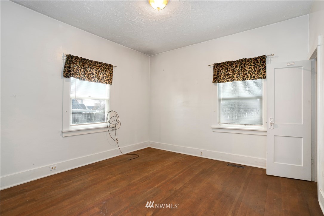 58 Southwest 5th Street Chehalis, WA 98532 - Photo 13 of 18 Gallery Image 13