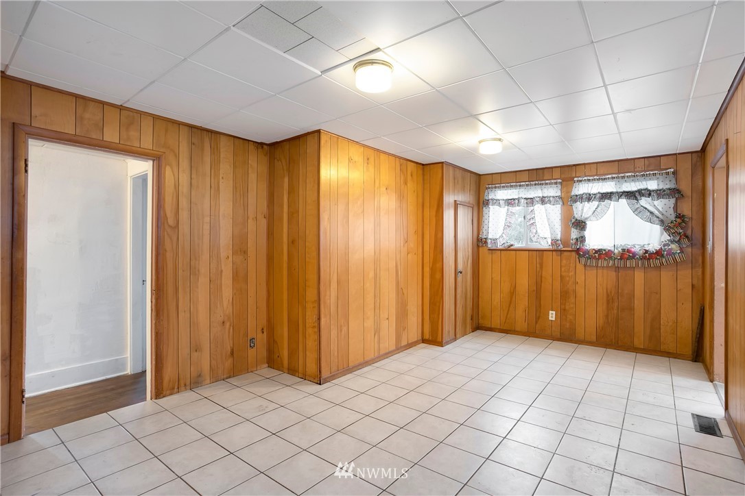 58 Southwest 5th Street Chehalis, WA 98532 - Photo 7 of 18 Gallery Image 7