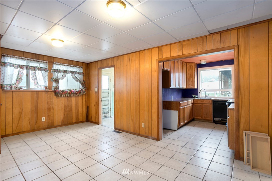 58 Southwest 5th Street Chehalis, WA 98532 - Photo 8 of 18 Gallery Image 8