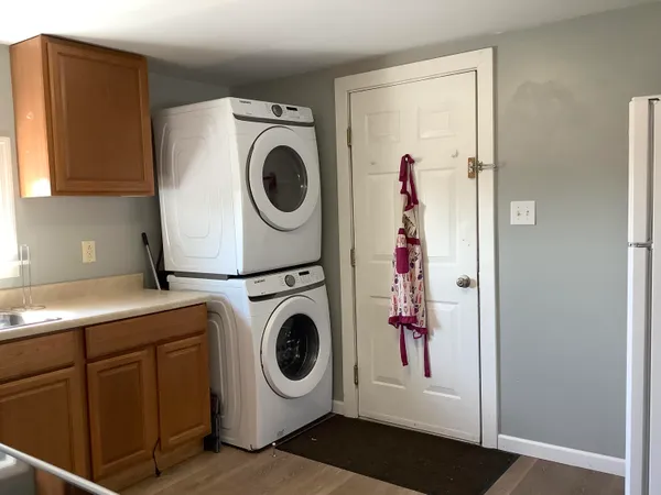$319,900 | 77 Main Street, Mars Hill, ME 04758