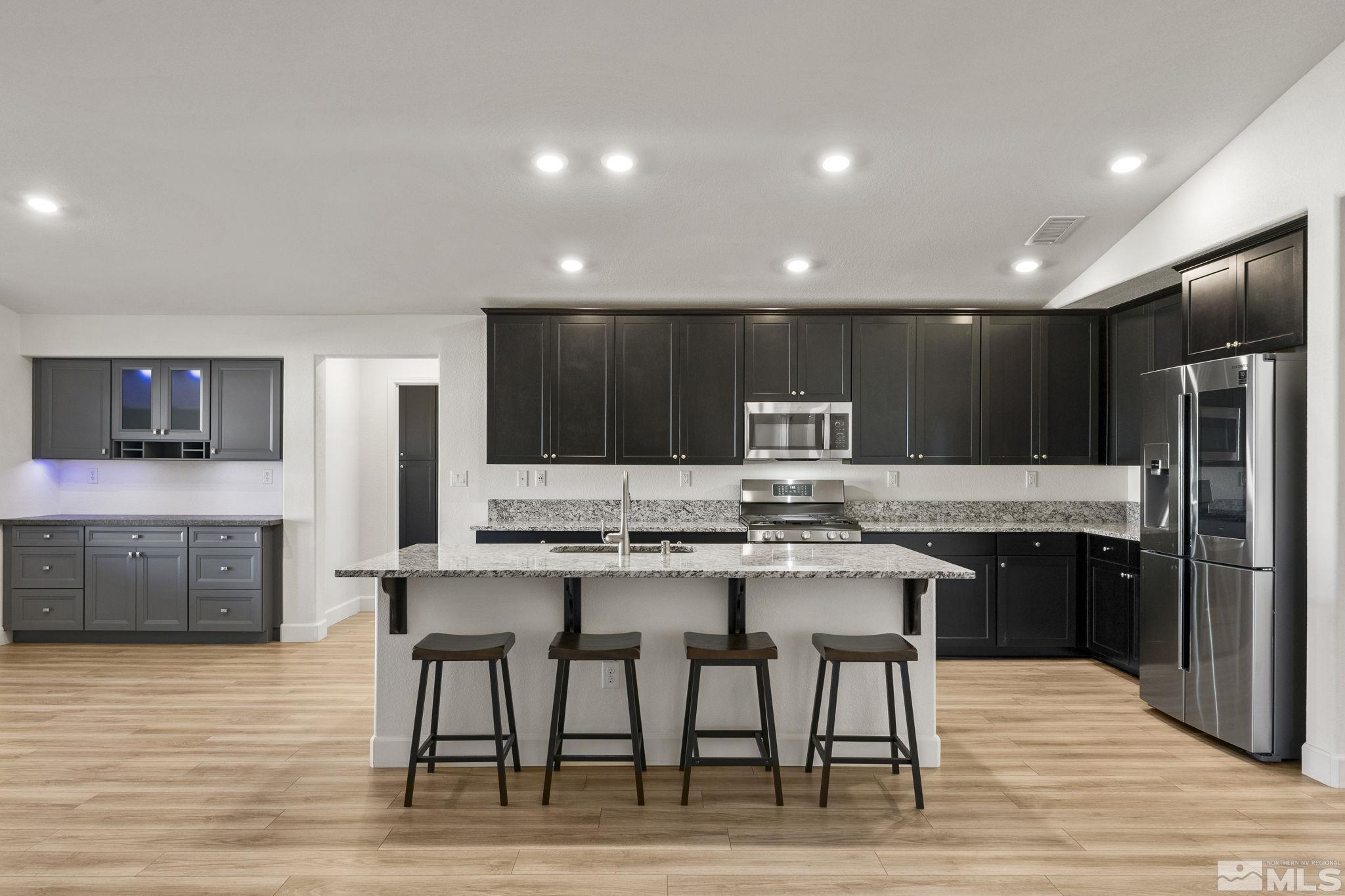 511 Cloud Break Drive Reno, NV 89506 - Photo 5 of 38 Photo 5