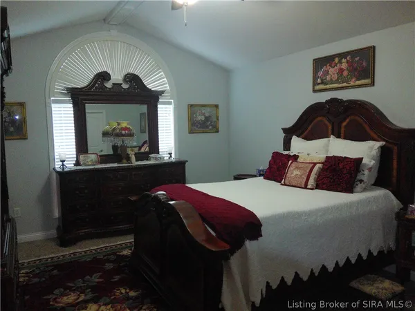 $319,900 | 3663 Stonecreek Circle, Unit B, Jeffersonville, IN 47130