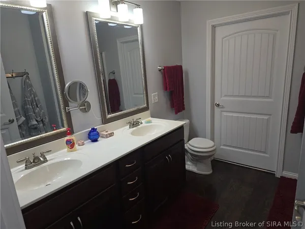 $319,900 | 3663 Stonecreek Circle, Unit B, Jeffersonville, IN 47130