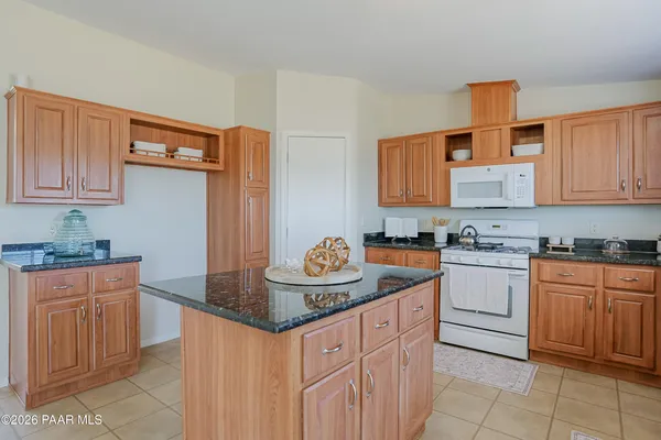 $500,000 | 1625 North Hidden Valley Way, Dewey, AZ 86327