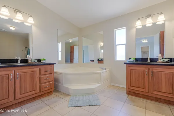 $500,000 | 1625 North Hidden Valley Way, Dewey, AZ 86327