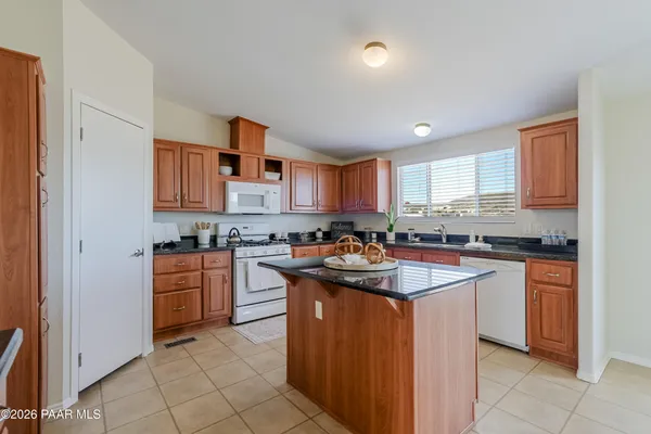 $500,000 | 1625 North Hidden Valley Way, Dewey, AZ 86327