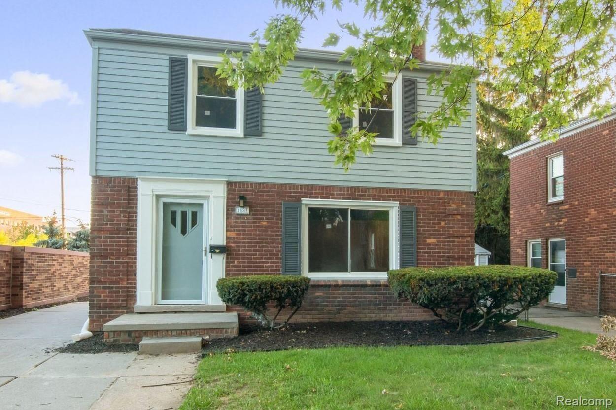 1583 Bournemouth Road Grosse Pointe, MI 48236 - Photo 2 of 13 01a-2.jpg