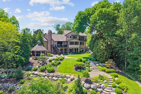 $1,650,000 | 12030 28th Avenue North, Plymouth, MN 55441