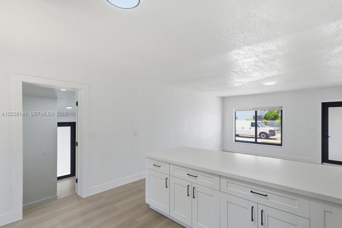 1480 Northeast 150th Street Miami, FL 33161 - Photo 12 of 30