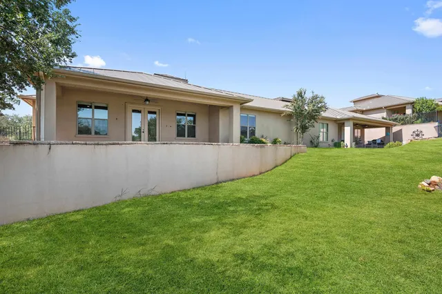 $499,000 | 129 Hi Valley, Unit B, Horseshoe Bay, TX 78657