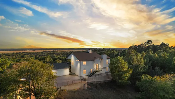 $725,000 | 106 Koolua Drive, Bastrop, TX 78602