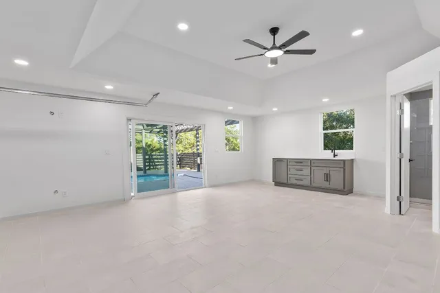 $725,000 | 106 Koolua Drive, Bastrop, TX 78602