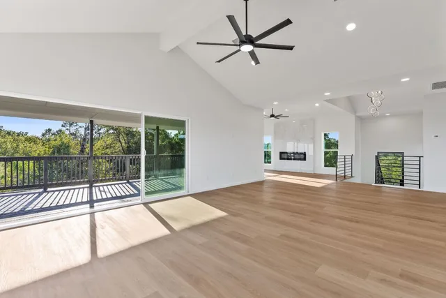 $725,000 | 106 Koolua Drive, Bastrop, TX 78602