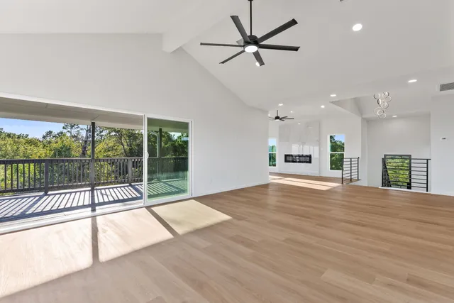 $725,000 | 106 Koolua Drive, Bastrop, TX 78602