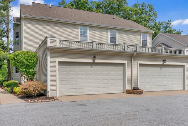 $2,500 | 55 Tayside Street, Valparaiso, IN 46385