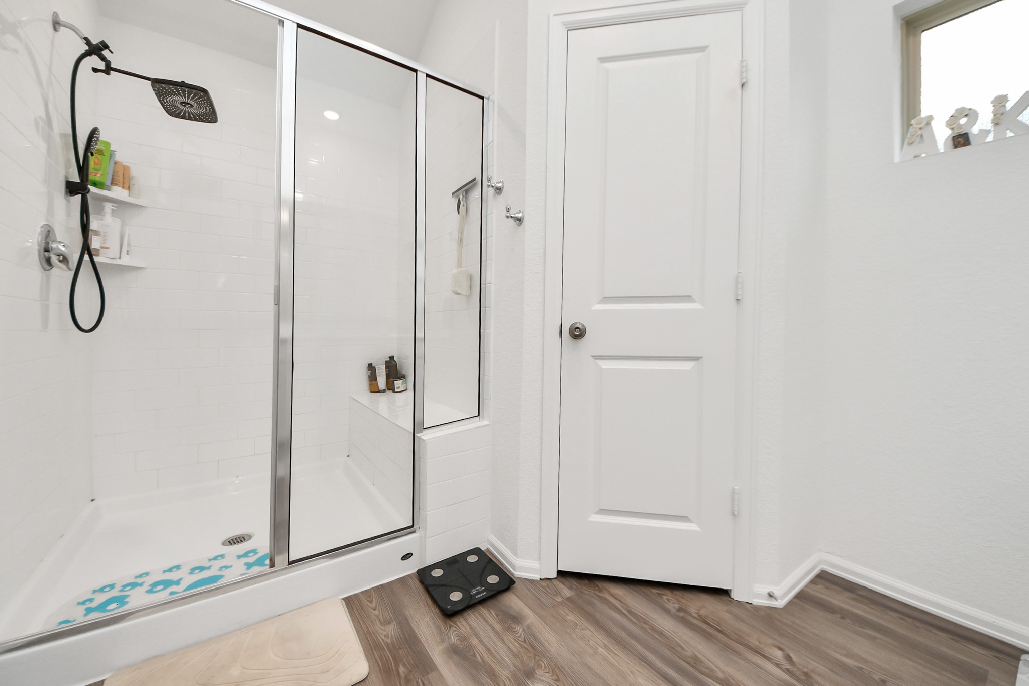 5418 Rabbit Crk Lane Richmond, TX 77469 - Photo 22 of 36 a view of a walk in closet