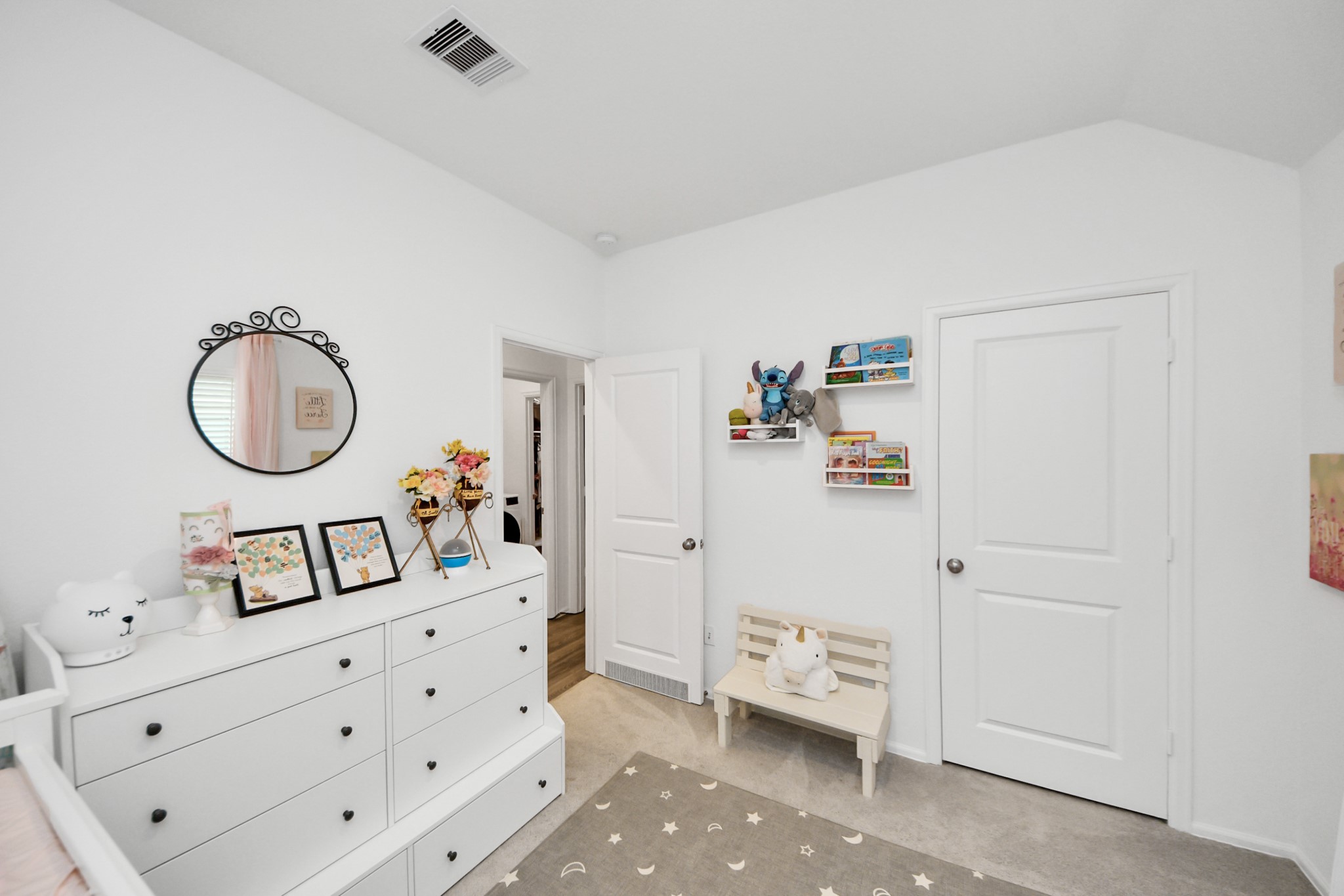 5418 Rabbit Crk Lane Richmond, TX 77469 - Photo 26 of 36 a bedroom with furniture a mirror and a window