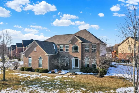 $714,900 | 13866 Four Seasons Way, Carmel, IN 46074