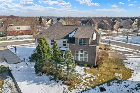 $714,900 | 13866 Four Seasons Way, Carmel, IN 46074