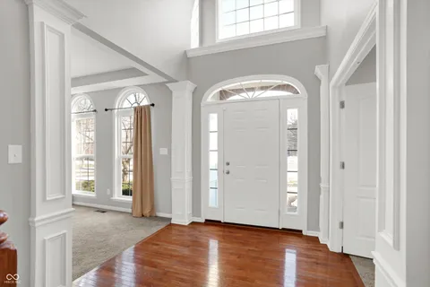 $714,900 | 13866 Four Seasons Way, Carmel, IN 46074