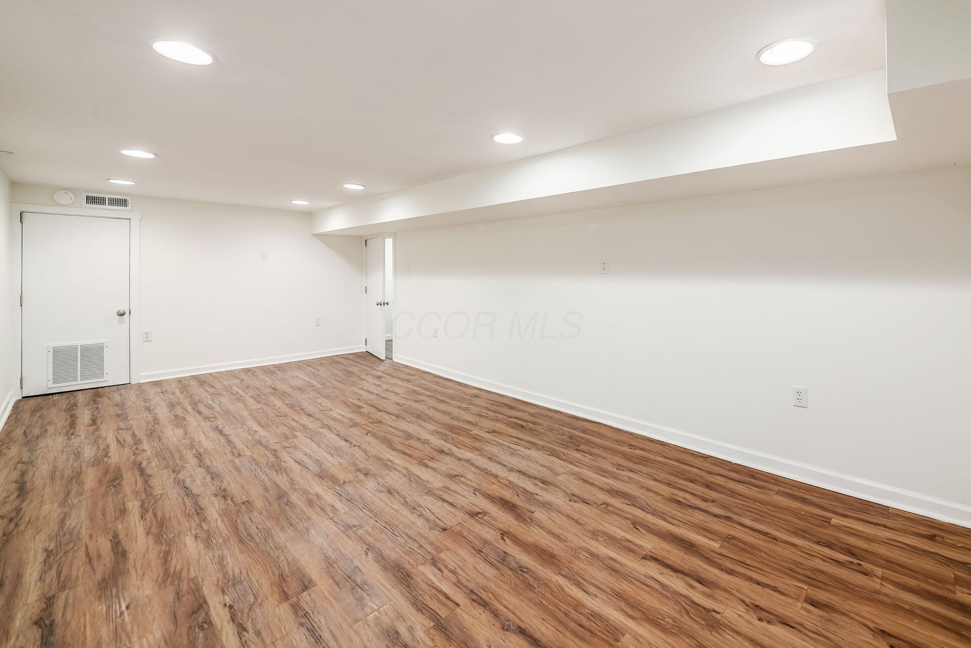 2228 Ridgeview Road Columbus, OH 43221 - Photo 27 of 51 Recreation Room