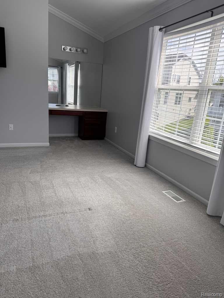 124 Champlain Boulevard Howell, MI 48843 - Photo 15 of 31 124-Champlain-Blvd-15.jpg