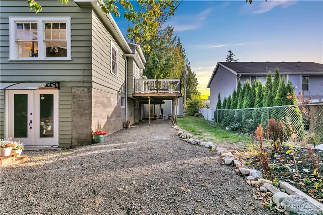 $899,999 | 7656 Pacific Avenue, Tacoma, WA 98408