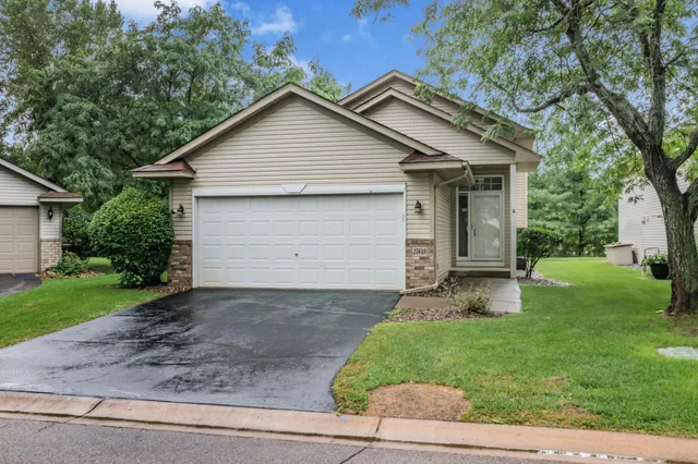 $305,000 | 25649 Forest Blvd Court, Wyoming, MN 55092