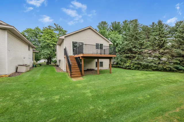 $305,000 | 25649 Forest Blvd Court, Wyoming, MN 55092