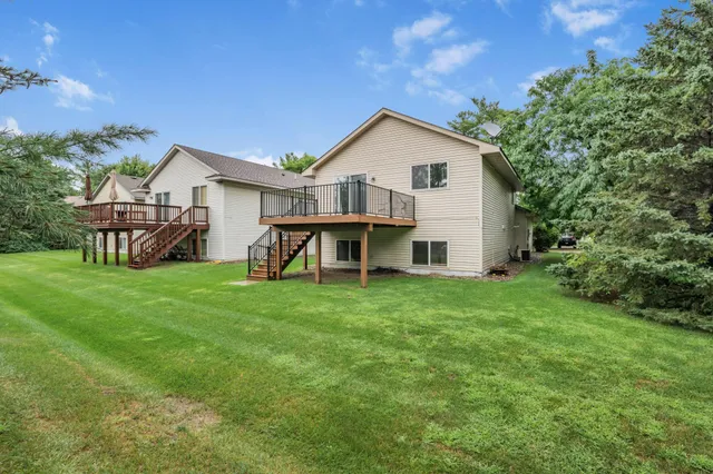 $305,000 | 25649 Forest Blvd Court, Wyoming, MN 55092