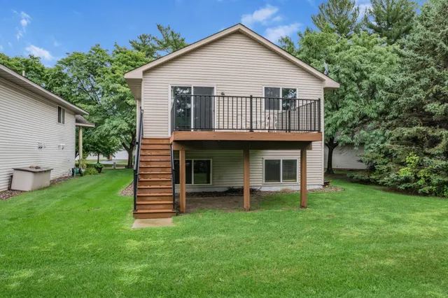 $305,000 | 25649 Forest Blvd Court, Wyoming, MN 55092