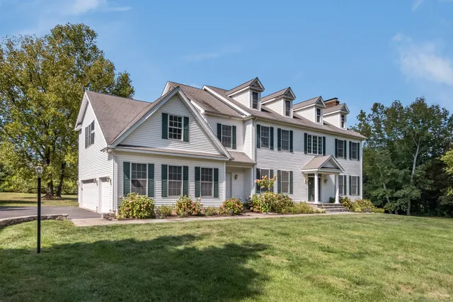 $1,200,000 | 121 R Stage Coach Road, Durham, CT 06422