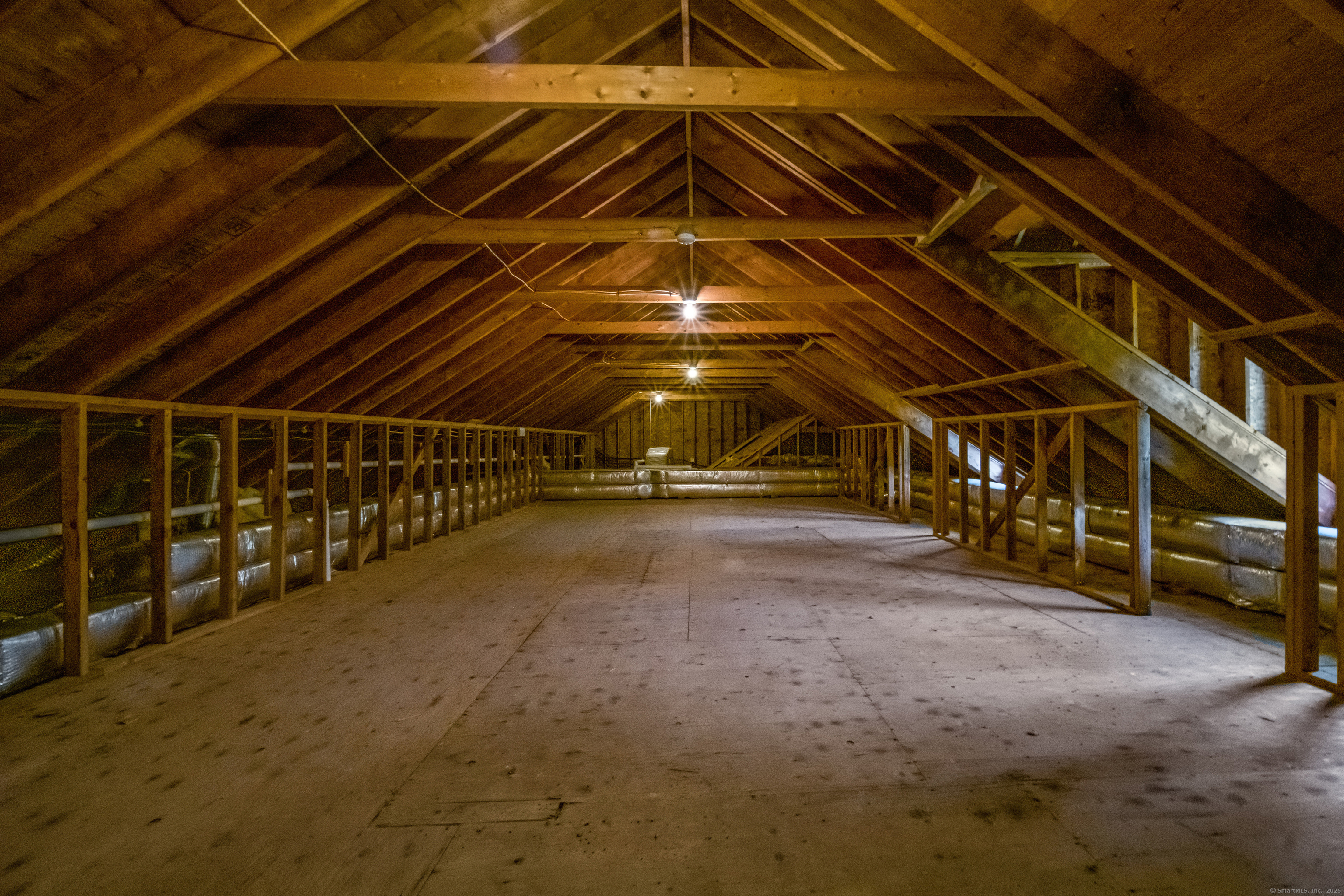 121 R Stage Coach Road Durham, CT 06422 - Photo 35 of 40 Walk up unfinished