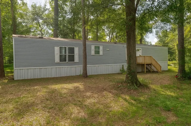 $69,900 | 203 Sheila Street, Jasper, TX 75951