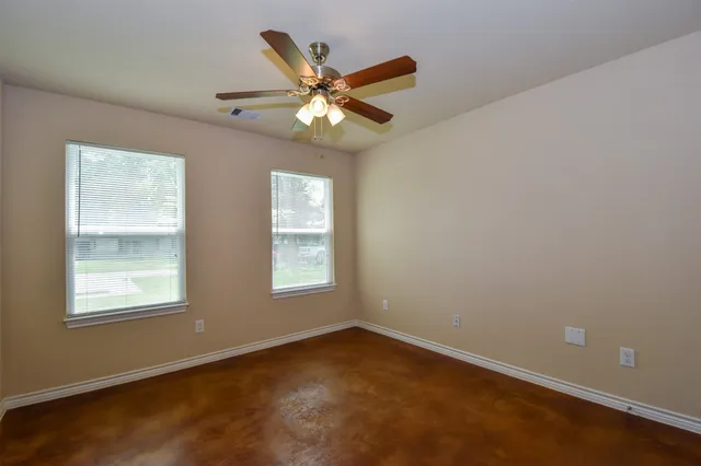 $1,200 | 1105 Parkhurst Avenue, Unit B, Cleveland, TX 77327