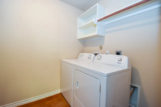 $1,200 | 1105 Parkhurst Avenue, Unit B, Cleveland, TX 77327