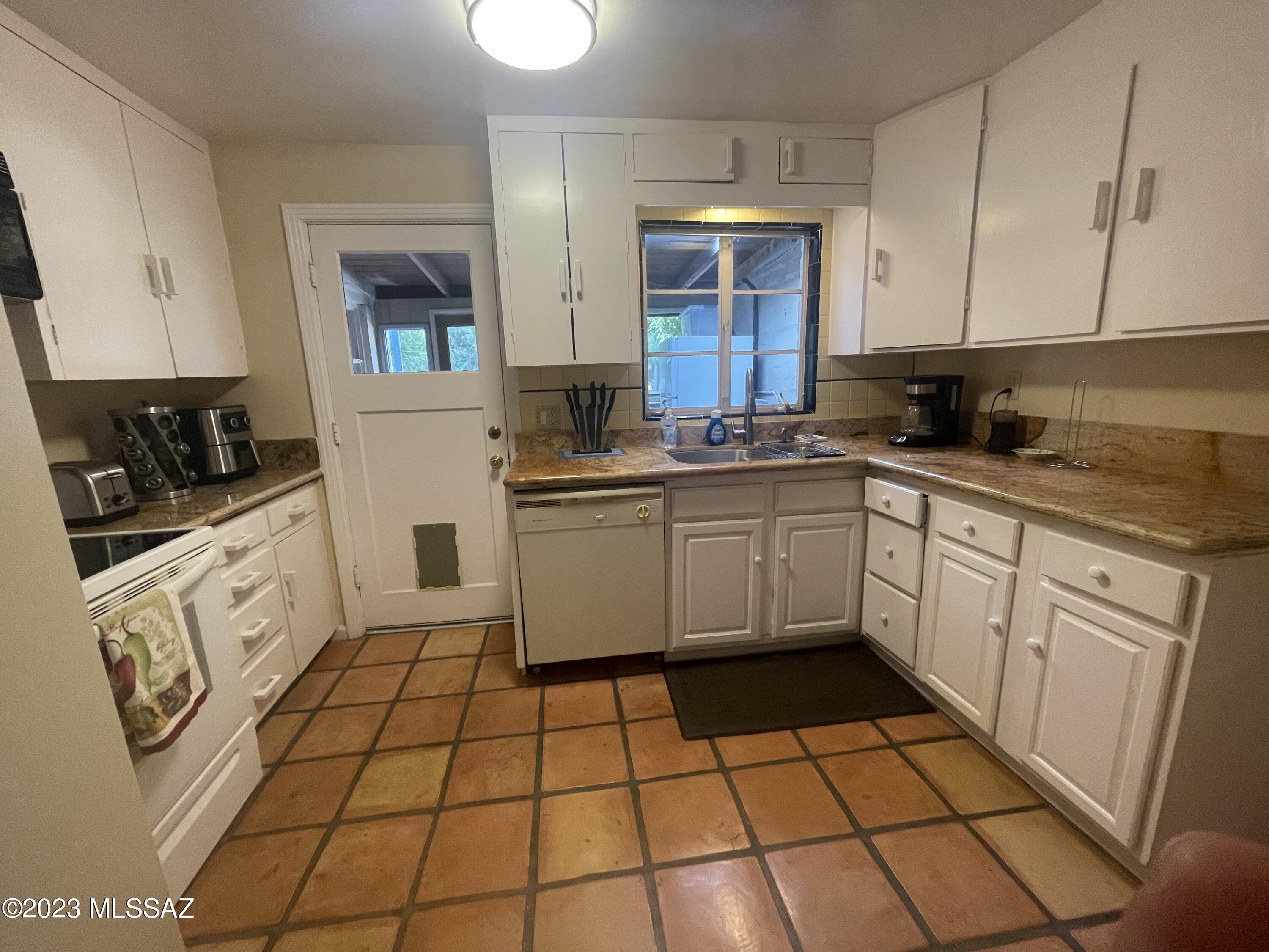 10700 East Tanque Verde Road Tucson, AZ 85749 - Photo 32 of 49 Gallery Image 32