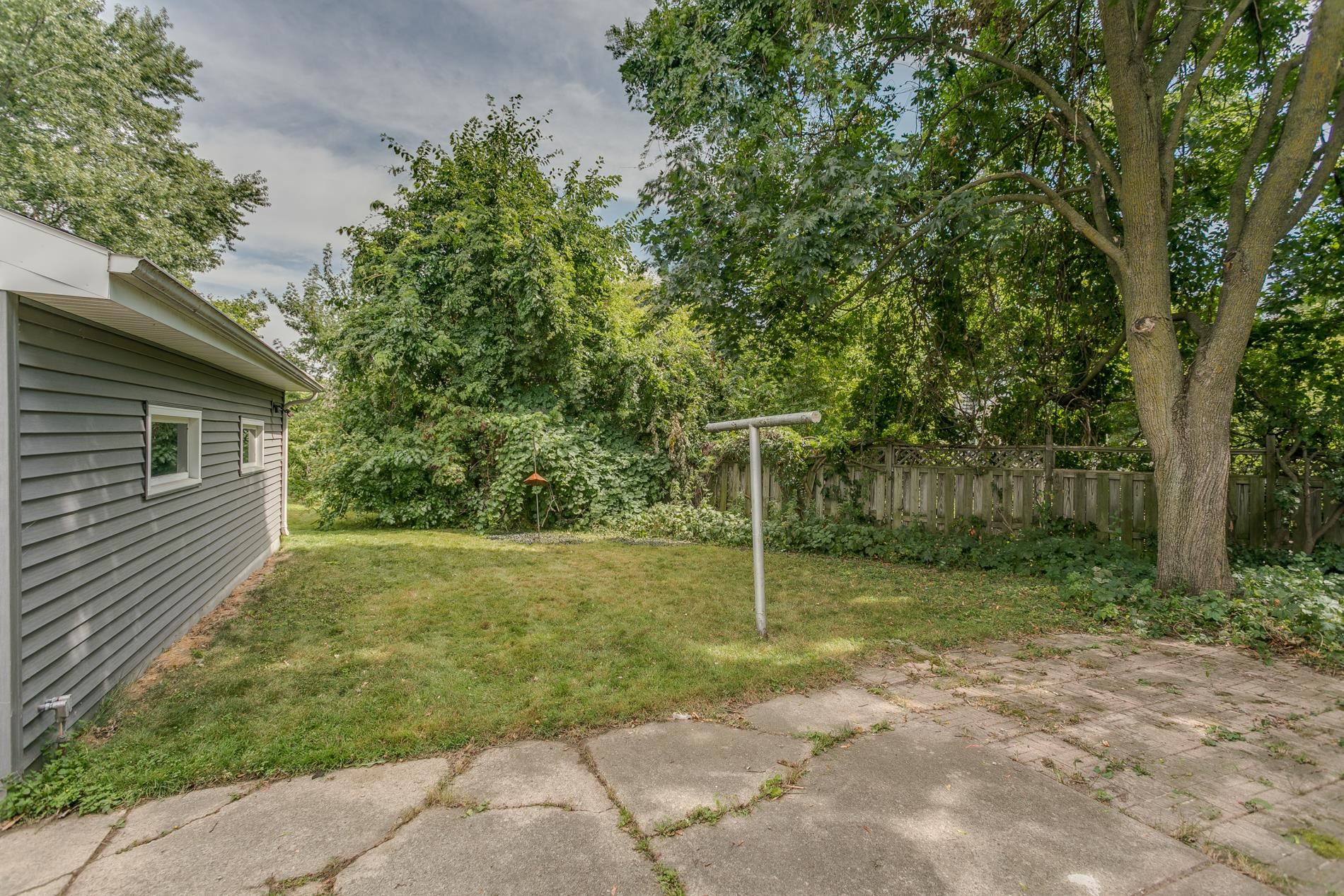 326 South Summit Street Appleton, WI 54914 - Photo 34 of 39 Gallery Image 34