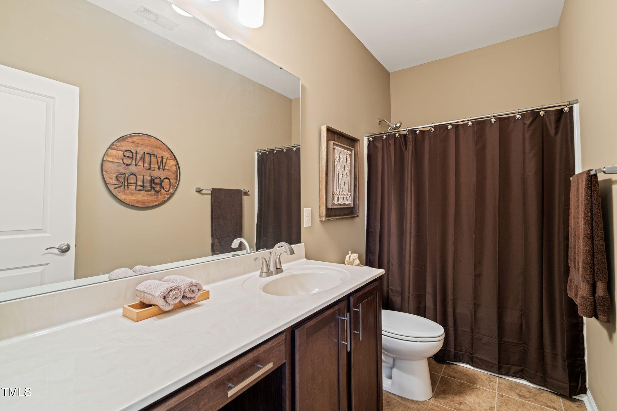 744 Birch Arbor Circle Raleigh, NC 27604 - Photo 27 of 41 Guest Bath Second floor