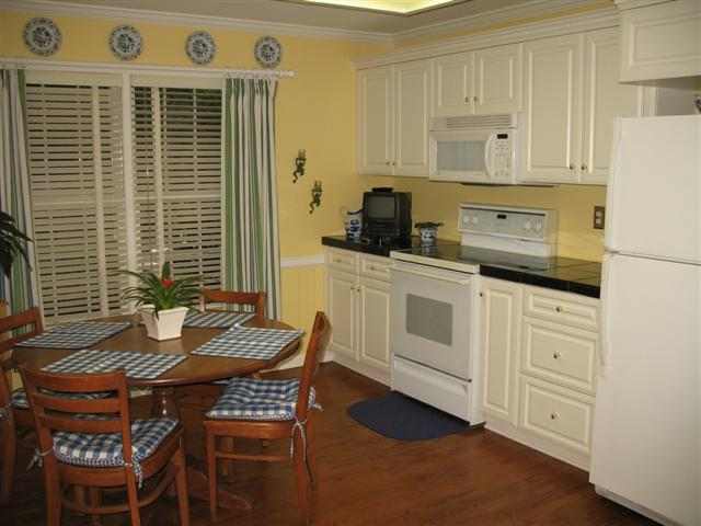 42 Ponderosa Road Greenville, SC 29607 - Photo 8 of 9 Gallery Image 8