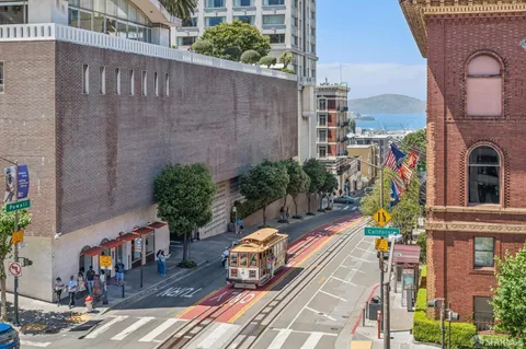 $2,730,000 | 875 California Street, Unit 705, San Francisco, CA 94108