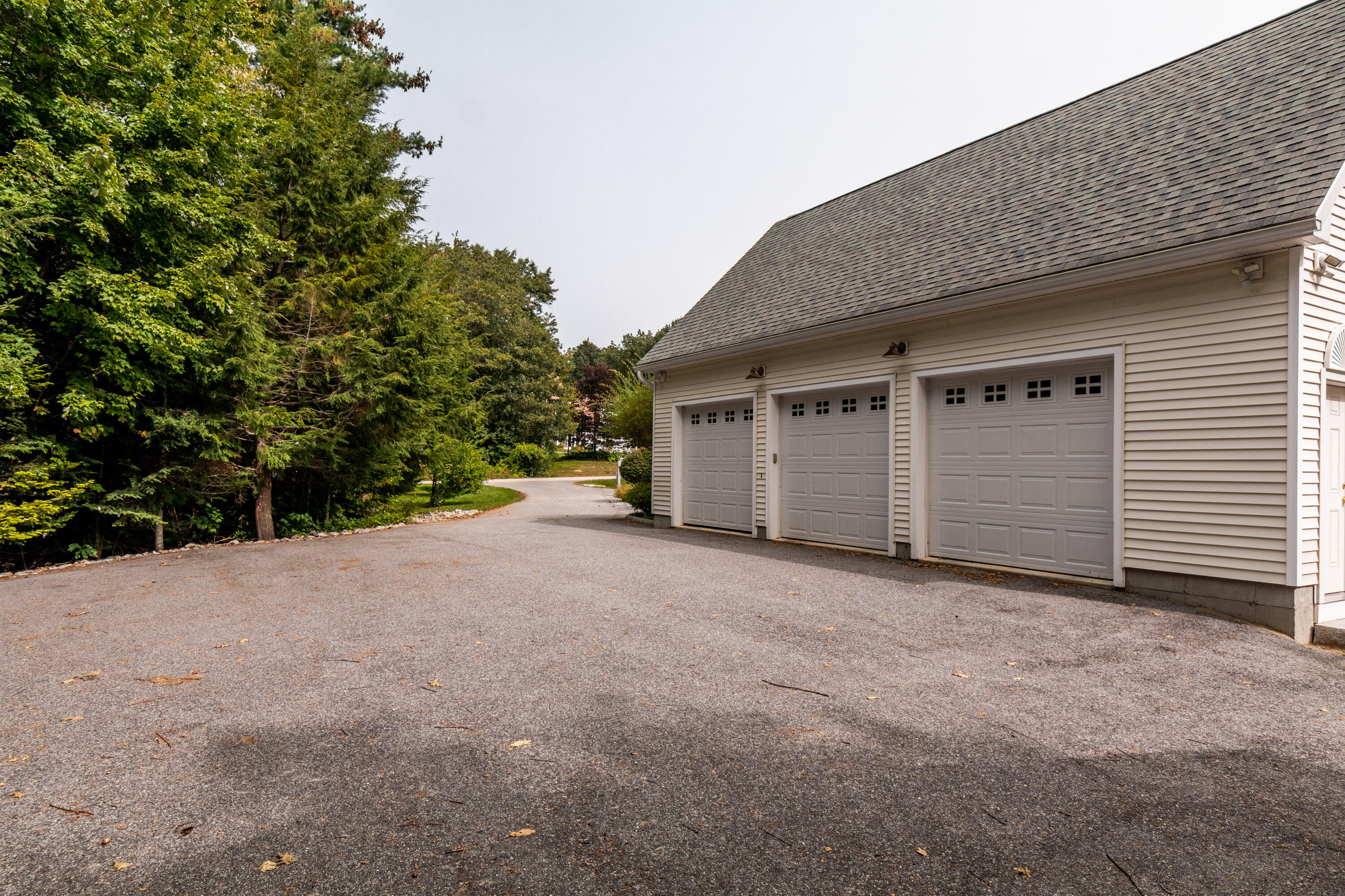20 Freedom Road Scarborough, ME 04074 - Photo 9 of 114 20230928ms-82012