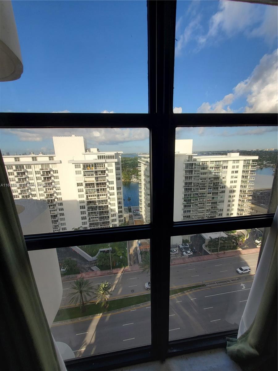 5757 Collins Avenue, Unit 1902 Miami Beach, FL 33140 - Photo 16 of 25