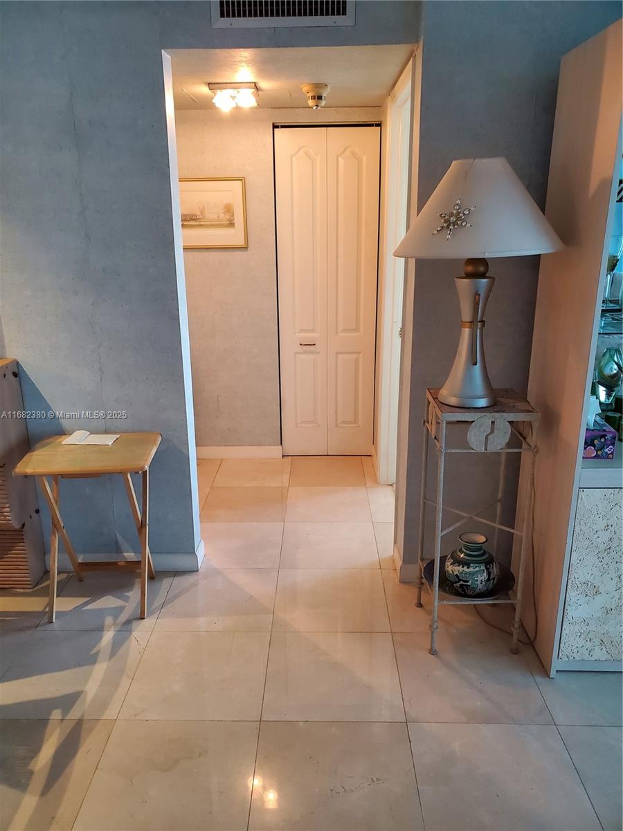 5757 Collins Avenue, Unit 1902 Miami Beach, FL 33140 - Photo 7 of 25