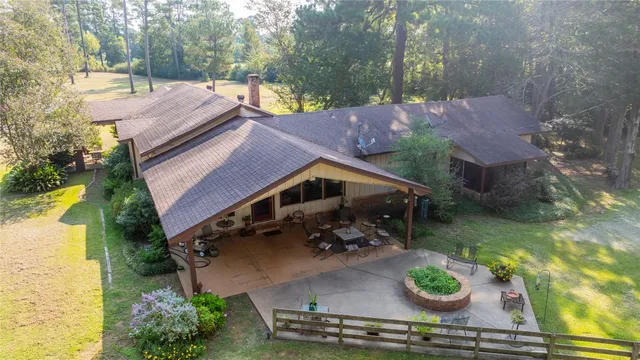 $8,000,000 | 1206 County Road 1515, Crockett, TX 75835