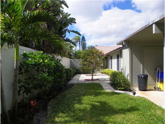 104 Bluefish Circle Jupiter, FL 33477 - Photo 2 of 16 Additional Photo