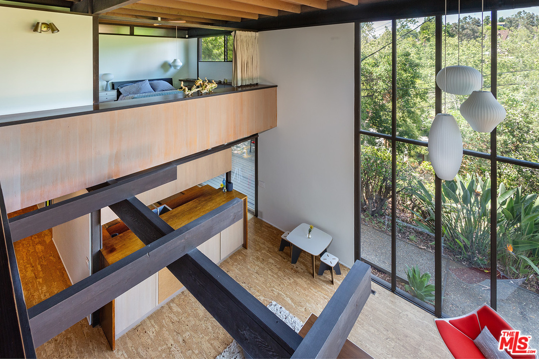 1617 Pleasant Way Pasadena, CA 91105 - Photo 8 of 19 a room with musical instrument